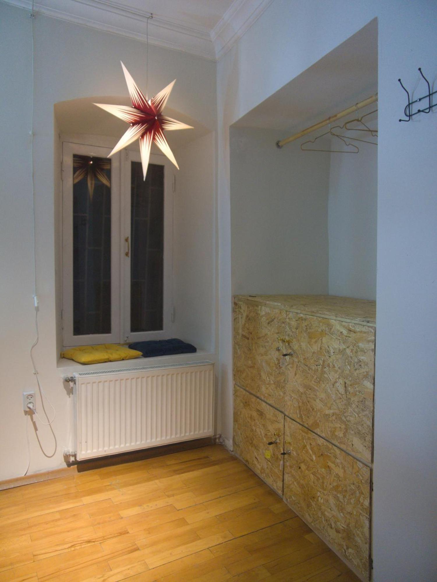 Friends Hostel Тбілісі Екстер'єр фото