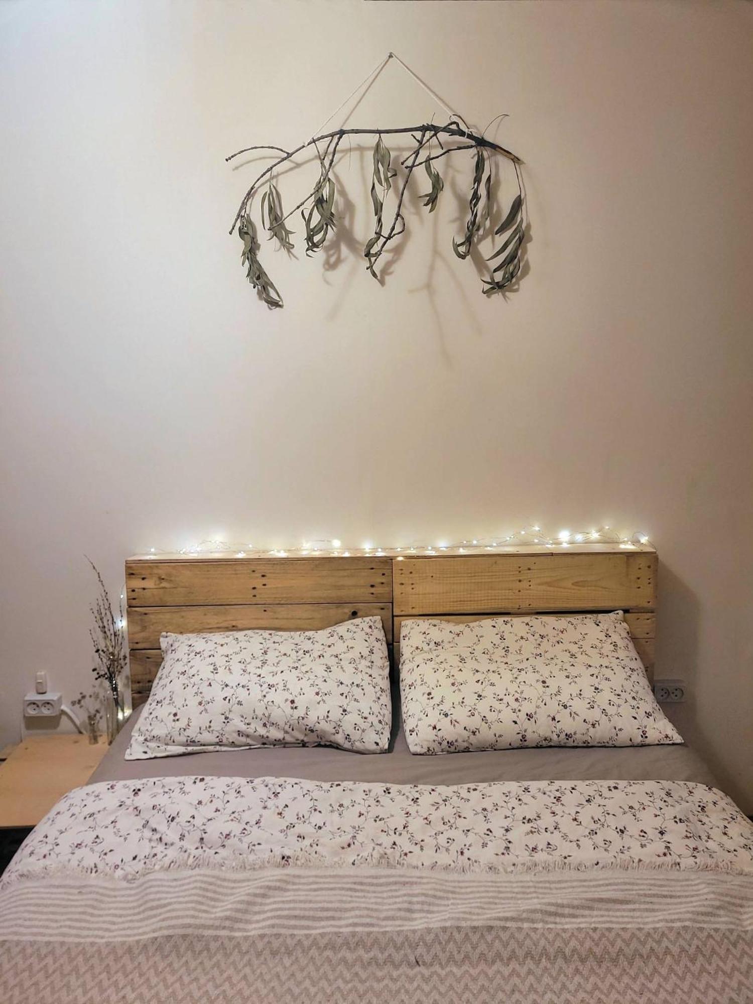 Friends Hostel Тбілісі Екстер'єр фото