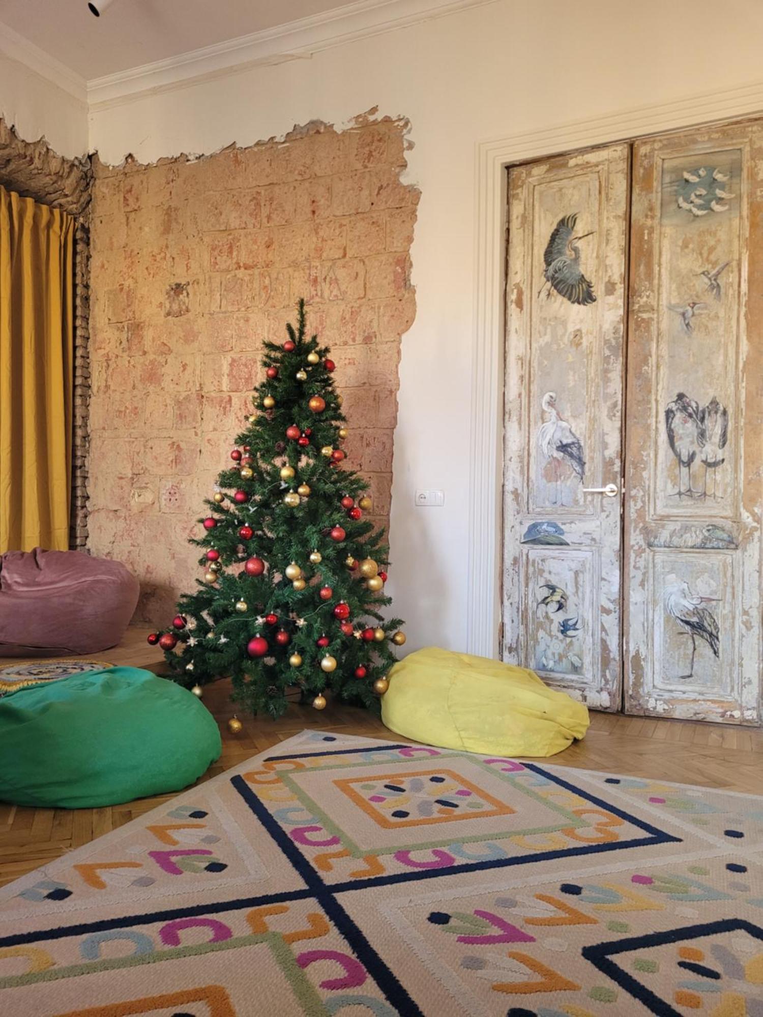 Friends Hostel Тбілісі Екстер'єр фото