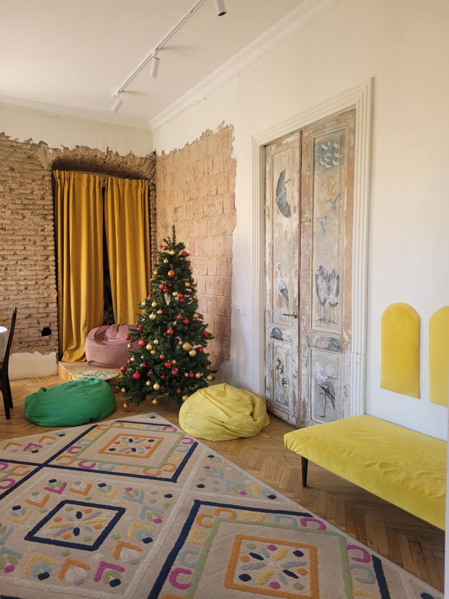 Friends Hostel Тбілісі Екстер'єр фото